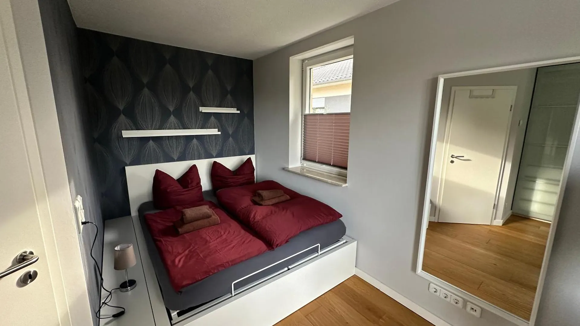 Stadtvilla In Leipzig 7 Personen 3 Schlafzimmer 2 Baeder Garten Und Terrasse Zentral Gelegen Messe Innenstadt Seen location